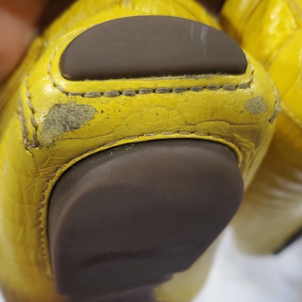 J. Crew Vibrant Yellow Croc-Embossed Moccasins Slipon Sz 8 - Picture 8 of 16